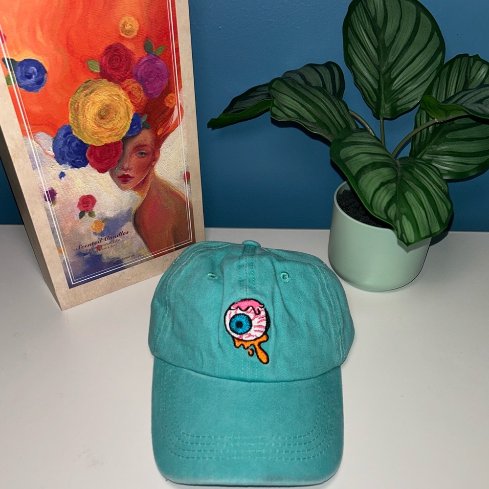 WOMENS TEAL CAP WITH EYEBALL EMBROIDERY